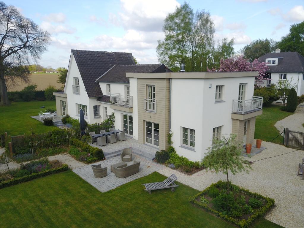 Hotel Le Chataignier Wezembeek-Oppem Exterior foto